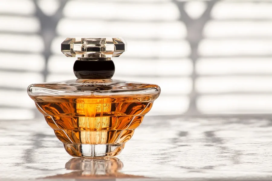 Zara perfumy – jakie odpowiedniki luksusowych zapachów wybrać?